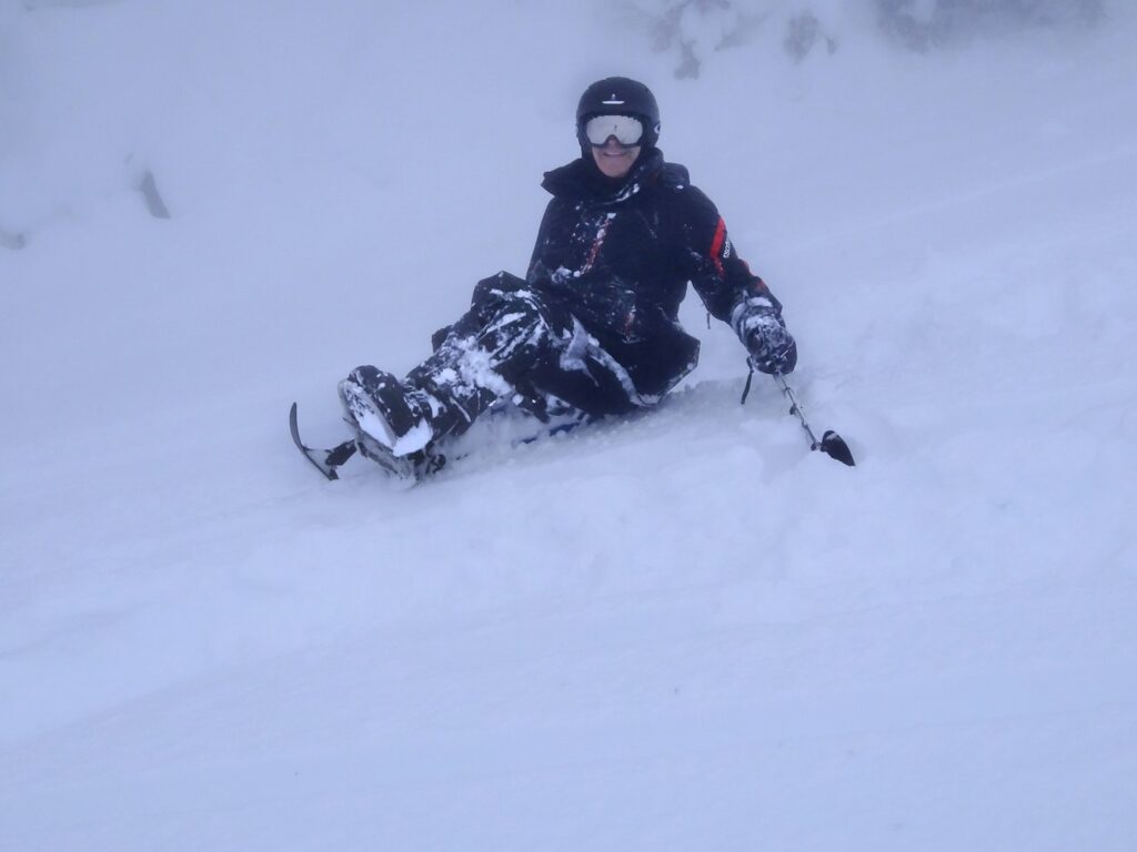 Chris skiing